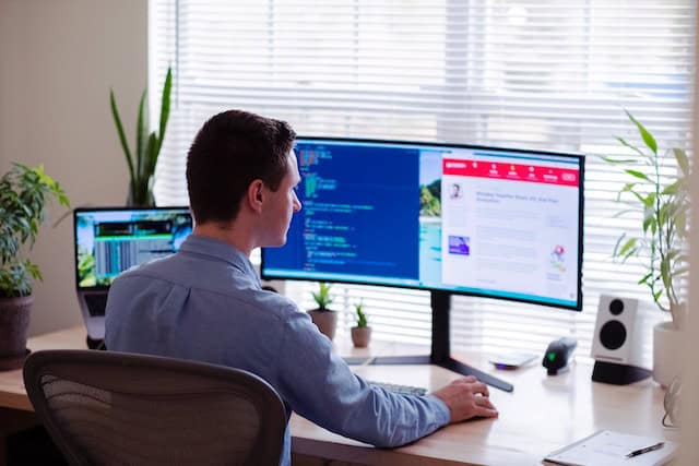An Offshore Software Development: Benefits and Challenges, Advice Guide